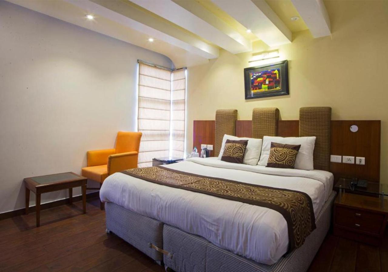 ทริมรูมส์ ปาล์ม ดอร์ Hotel นิวเดลี ภายนอก รูปภาพ