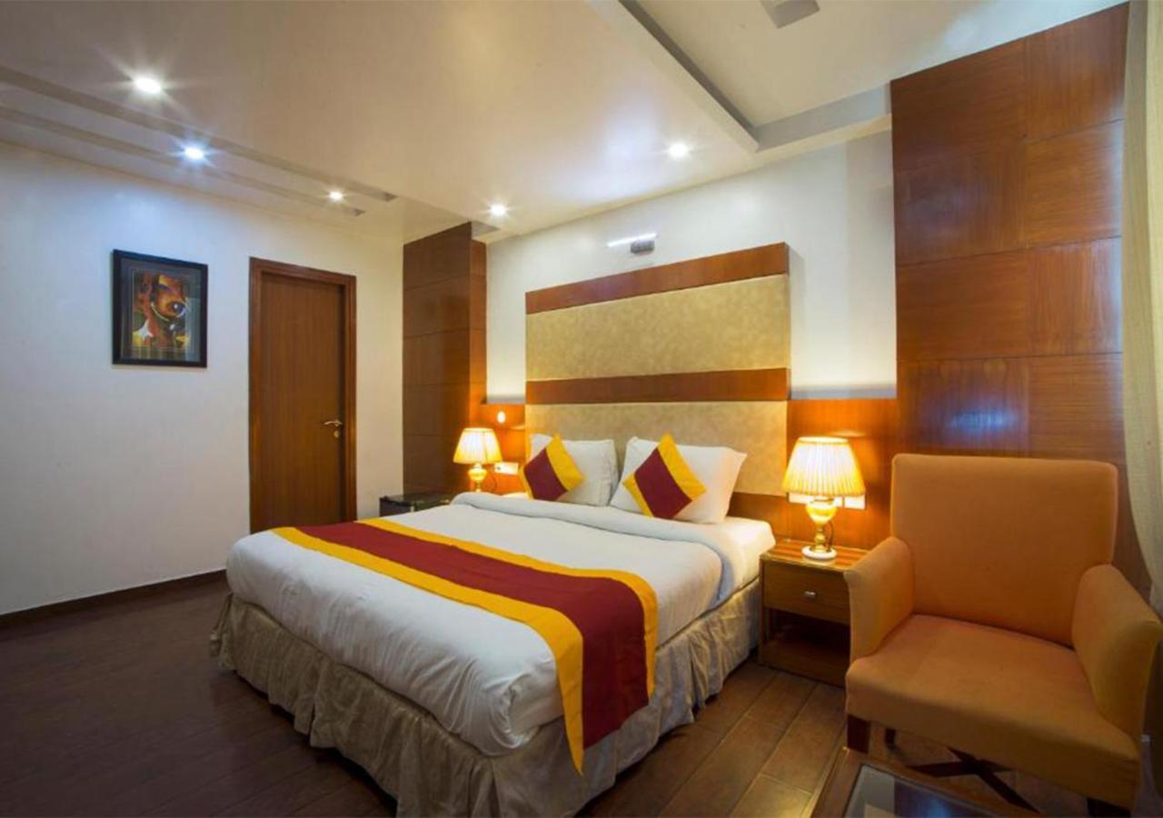 ทริมรูมส์ ปาล์ม ดอร์ Hotel นิวเดลี ภายนอก รูปภาพ