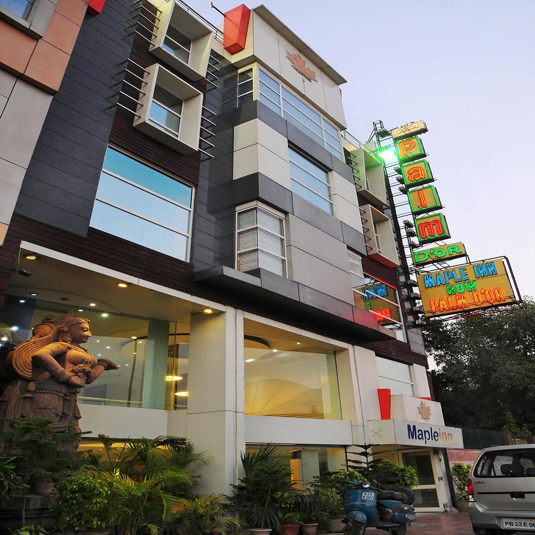 ทริมรูมส์ ปาล์ม ดอร์ Hotel นิวเดลี ภายนอก รูปภาพ